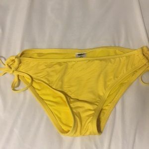 Yellow bikini bottoms-never worn
